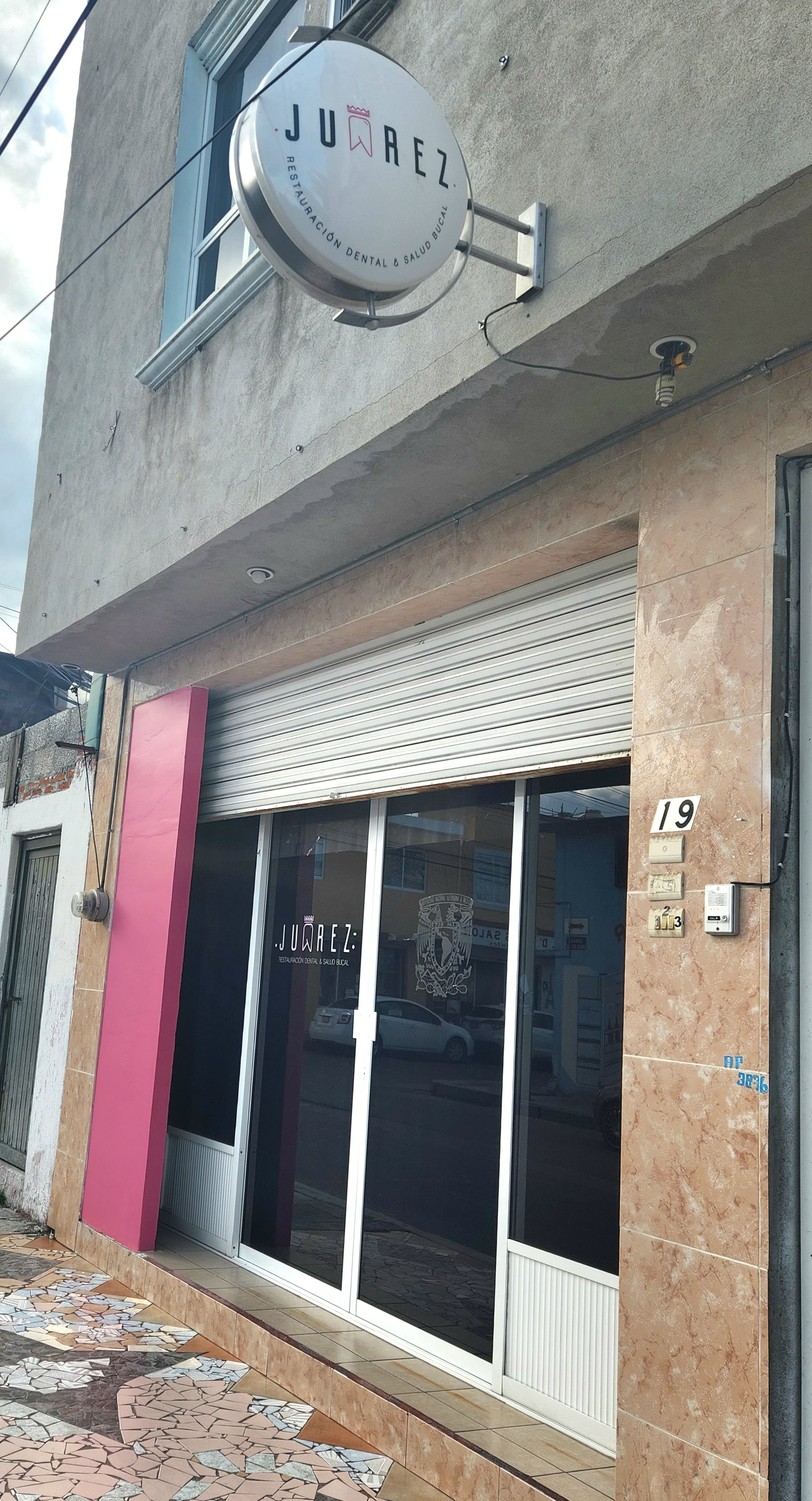 Consultorio Juarez por fuera